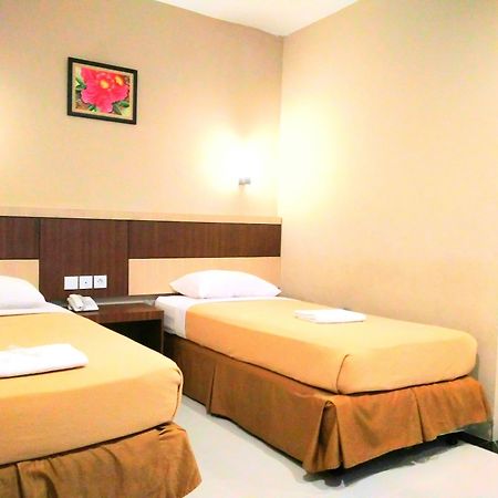 Hotel Parma Paus 페칸바루 외부 사진
